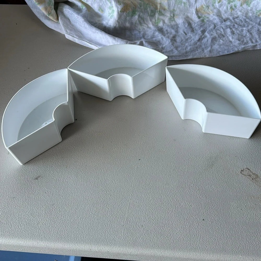 Crate and Barrel Three Piece Modular Centerpiece Serving Bowls